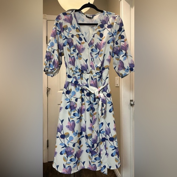 BloomChic Plus Size 4XL Floral Print Lantern Sleeve Dress us26 - Picture 6 of 6